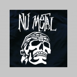 Nu Metal - plavky s mot&iacute;vom - plavkov&eacute; p&aacute;nske kraťasy s pohodlnou gumou v p&aacute;se a &scaron;n&uacute;rkou na dotiahnutie vhodn&eacute; aj ako klasick&eacute; kraťasy na voľn&yacute; čas